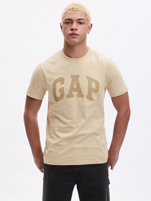 МУЖСКАЯ ФУТБОЛКА GAP