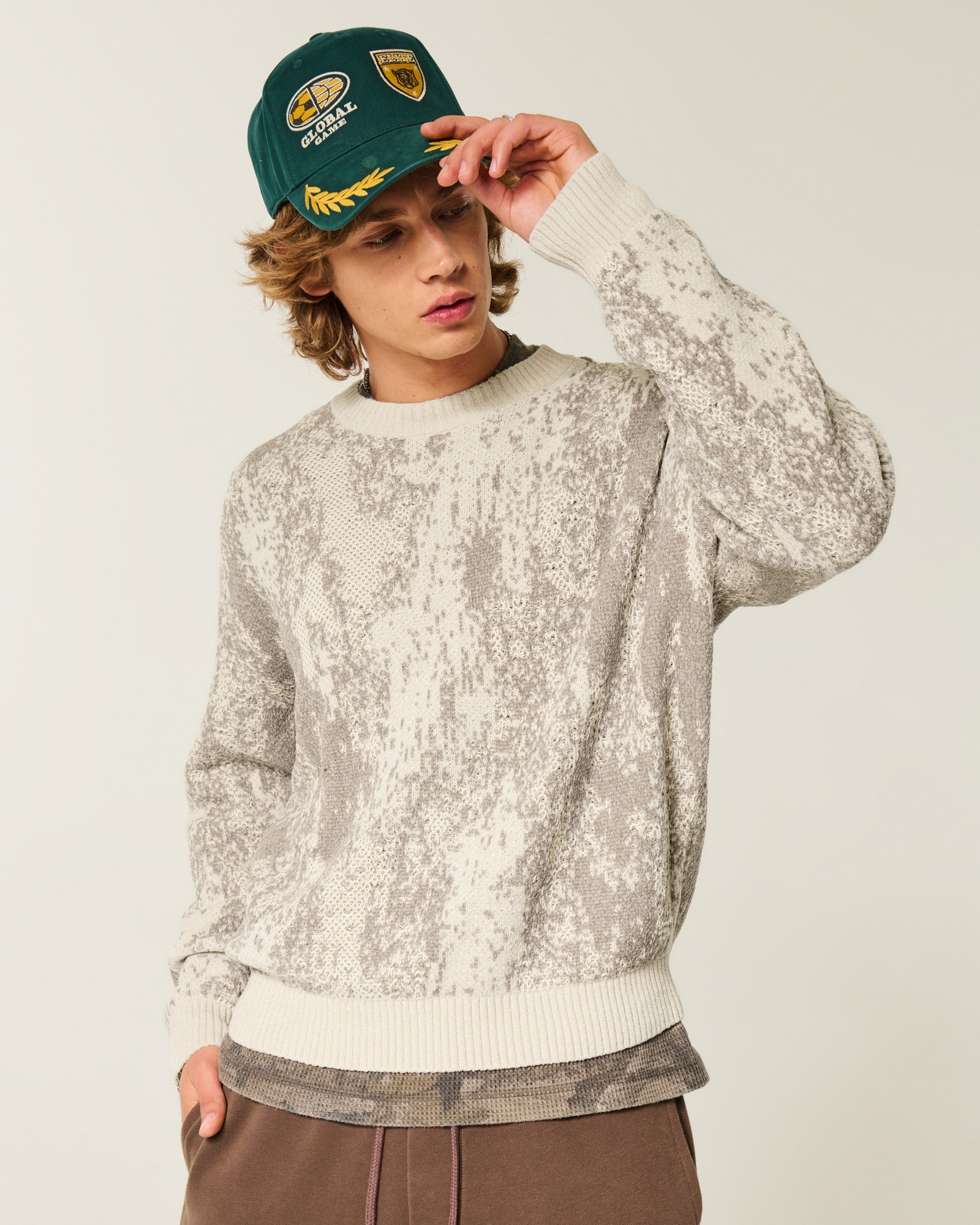 Свитер от Hollister