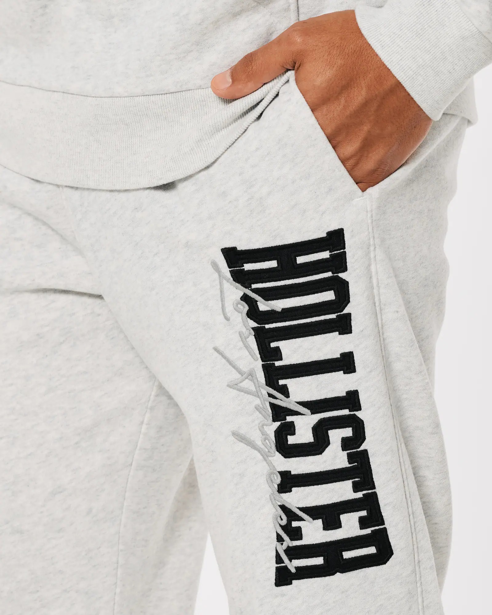 МУЖСКИЕ БРЮКИ HOLLISTER