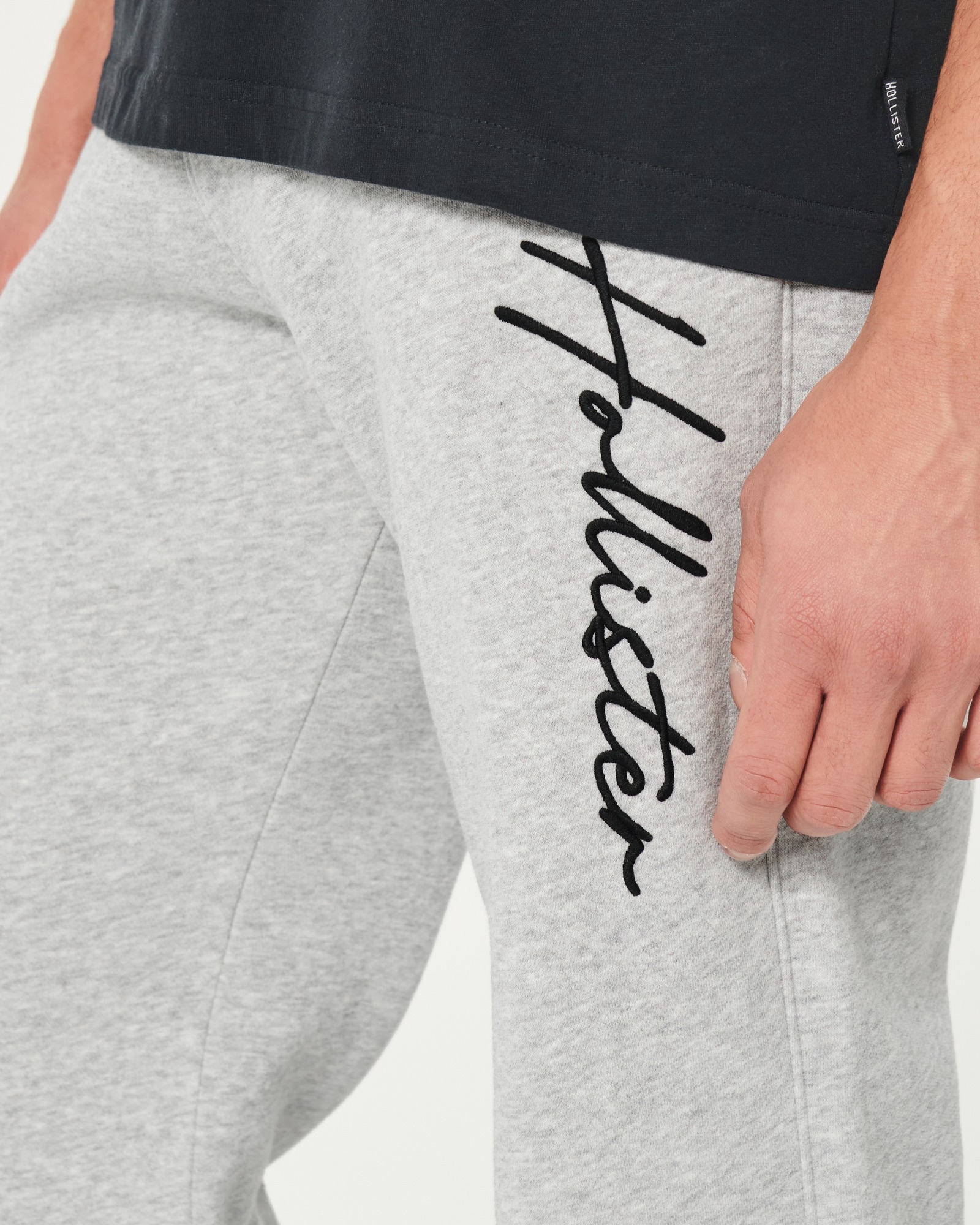 МУЖСКИЕ БРЮКИ HOLLISTER